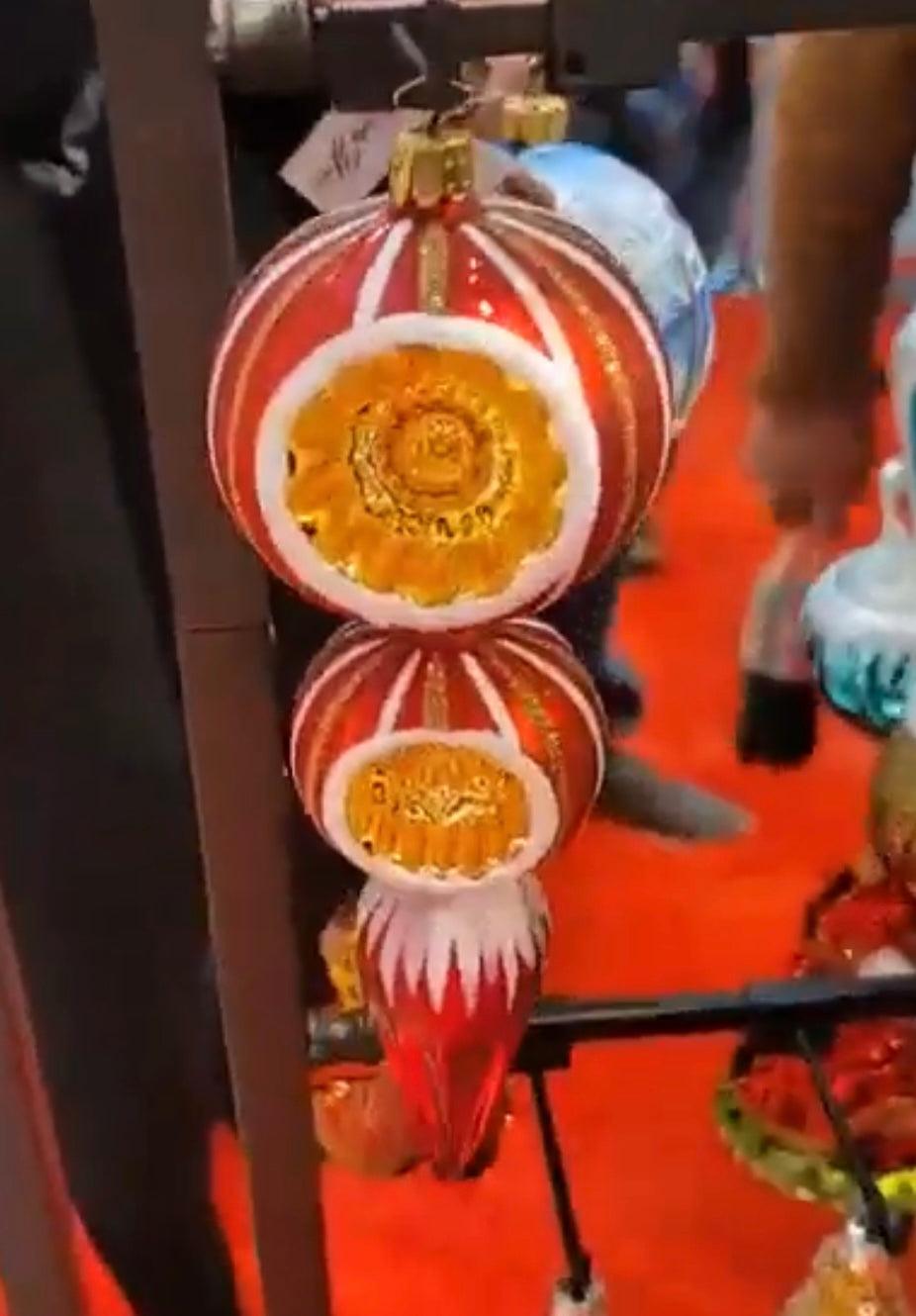 11-Inch Elegant Christmas by HeARTfully Yours - E & C Creations