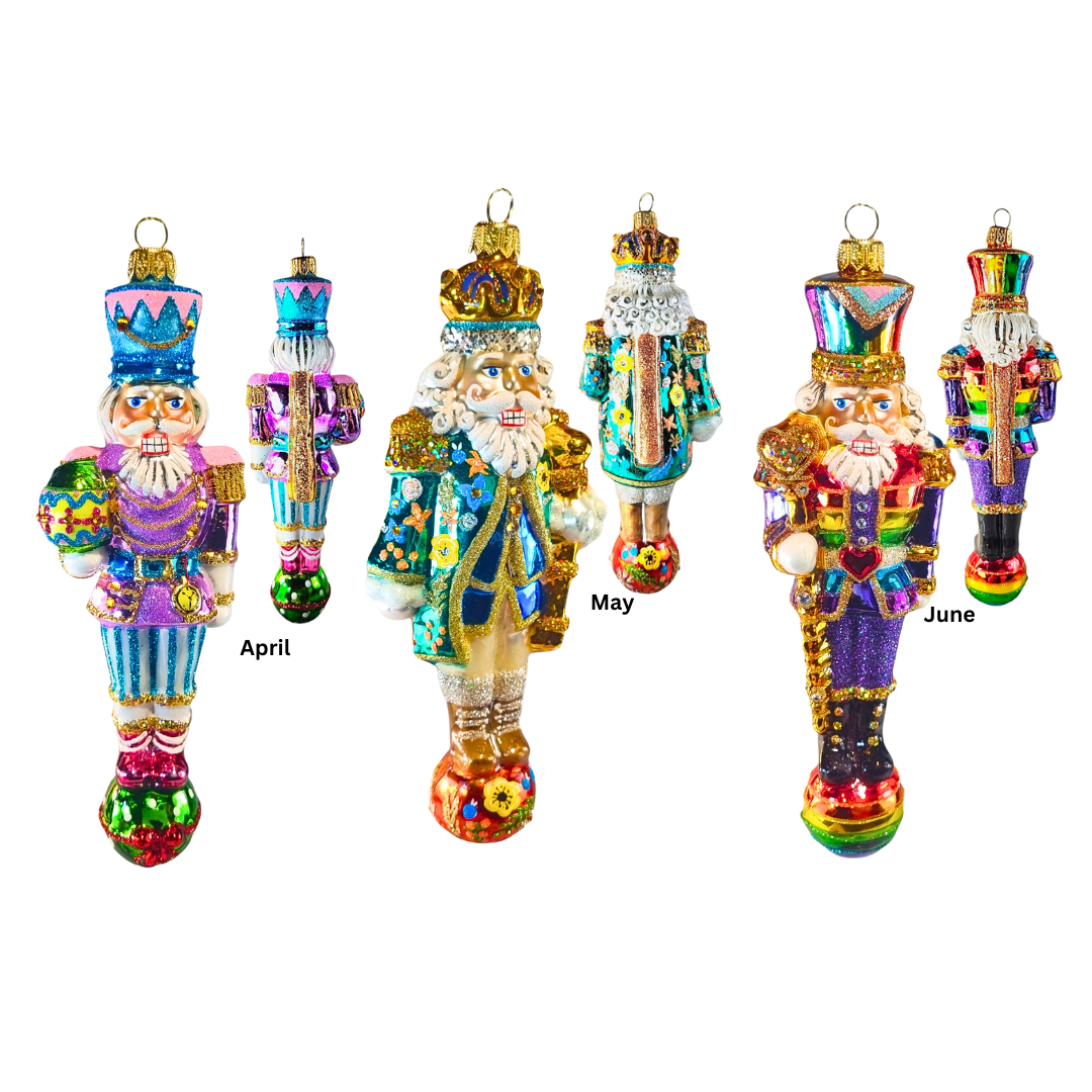 CRACKELICIOUS Nutcracker of the month