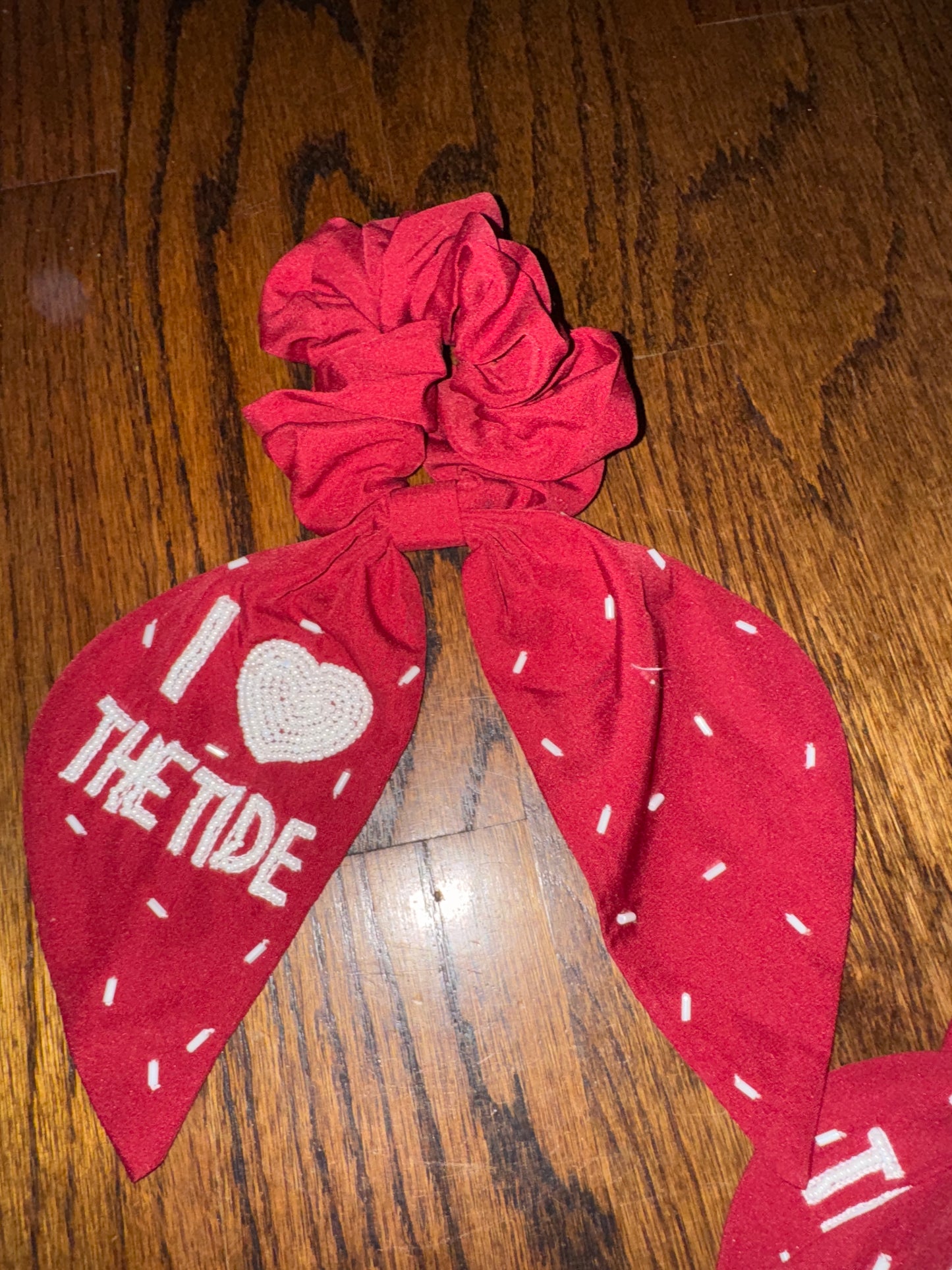 I love the Tide red scrunchie