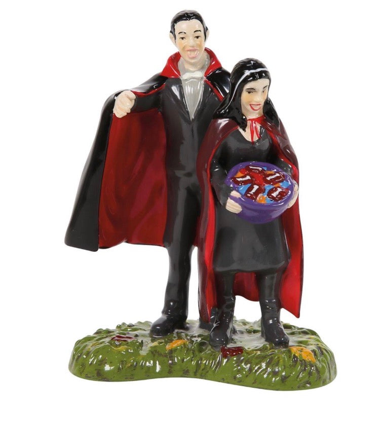 A Fangtastic Halloween! 6018352