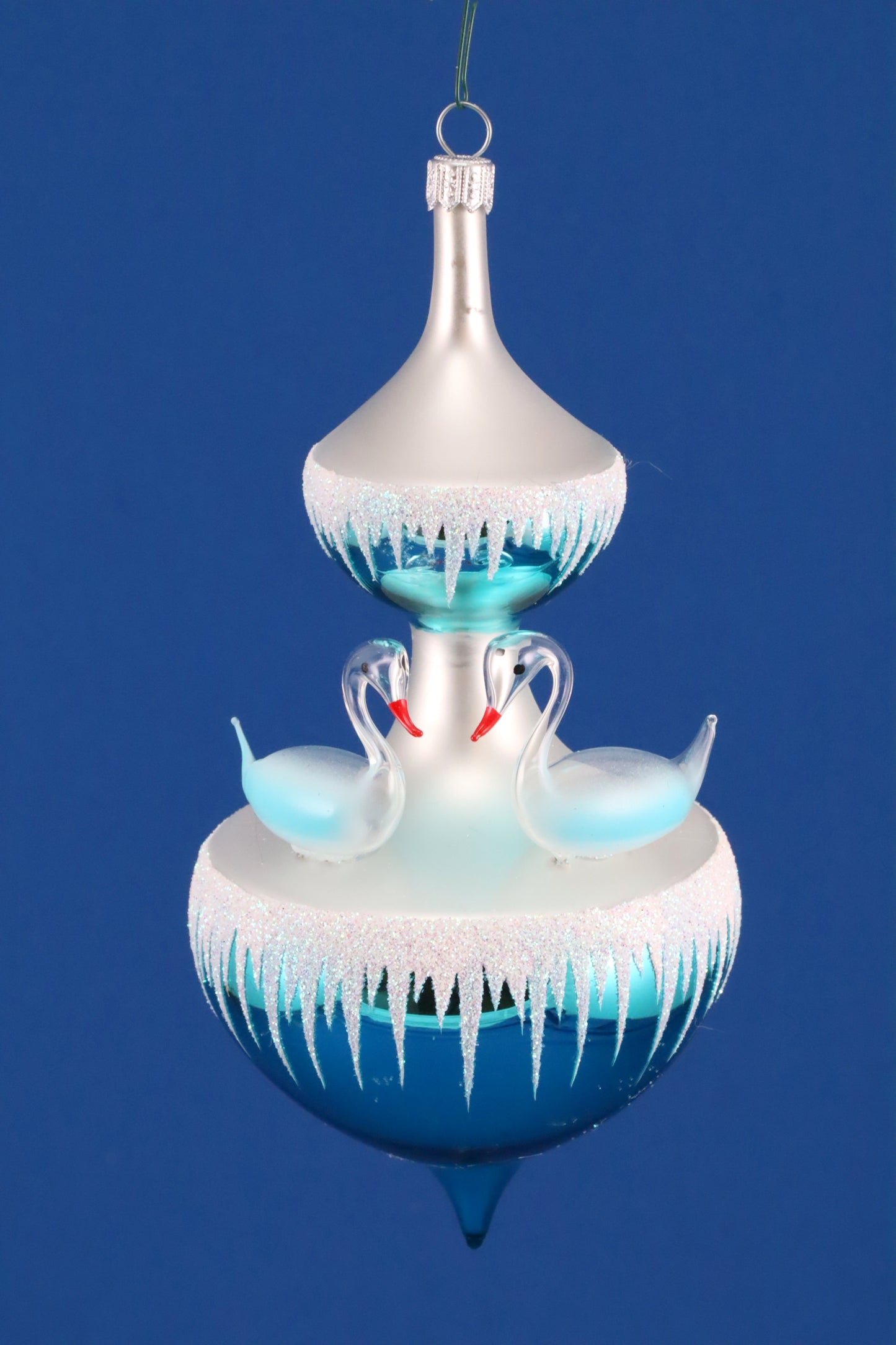 SILVERMAT FOUNTAIN WITH SWANS Pre Order V3071 SM