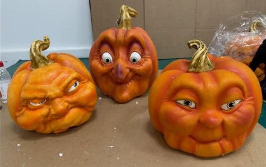 CHARACTER PUMPKIN SET