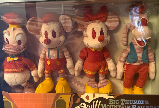 Big Thunder Mountain Disney plush Set
