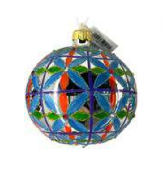 Bauble with blue flowers