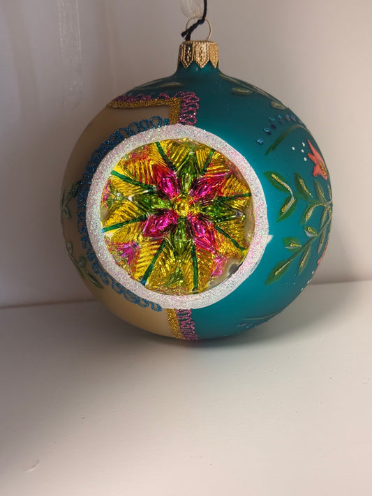 Nostalgia with a colorful reflector-9534901